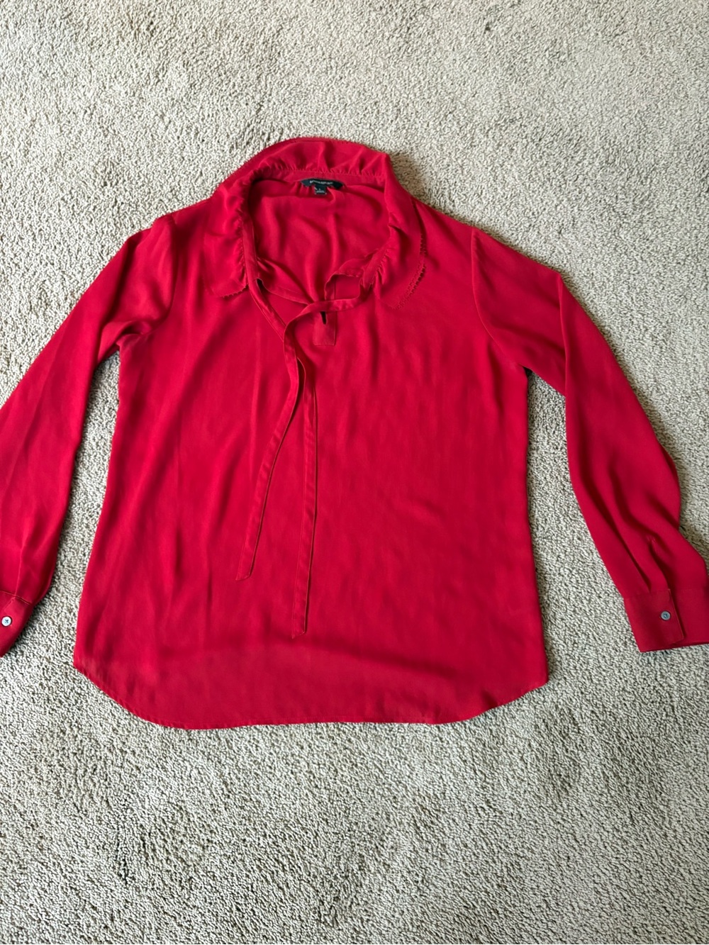 Banana Republic Ruffle Front Tie Blouse - Picture 3 of 4